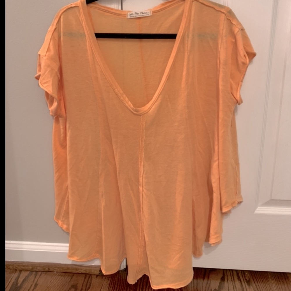 Free People Sammie Tee. Color cantaloupe. Size Medium.